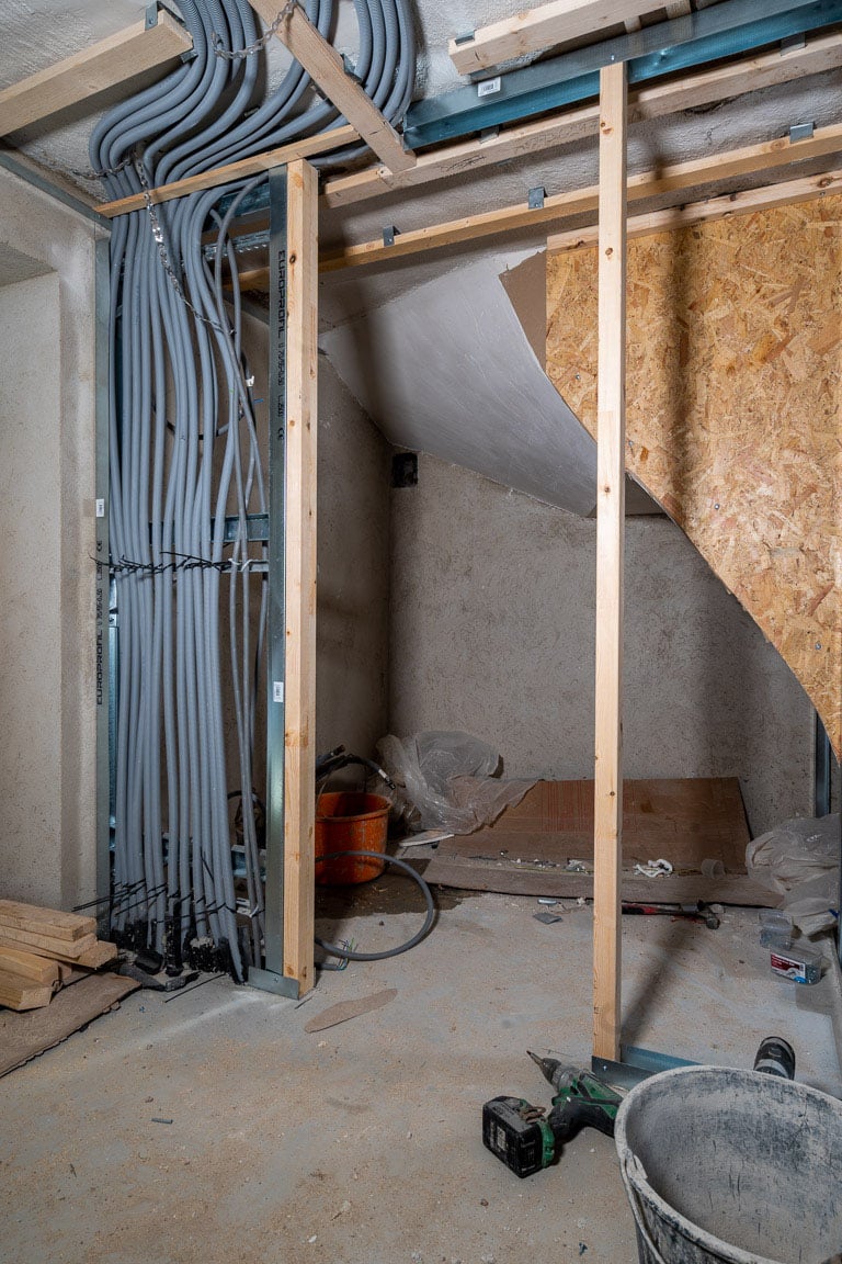 Pågående renovering av källare i Sollentuna, Stockholm