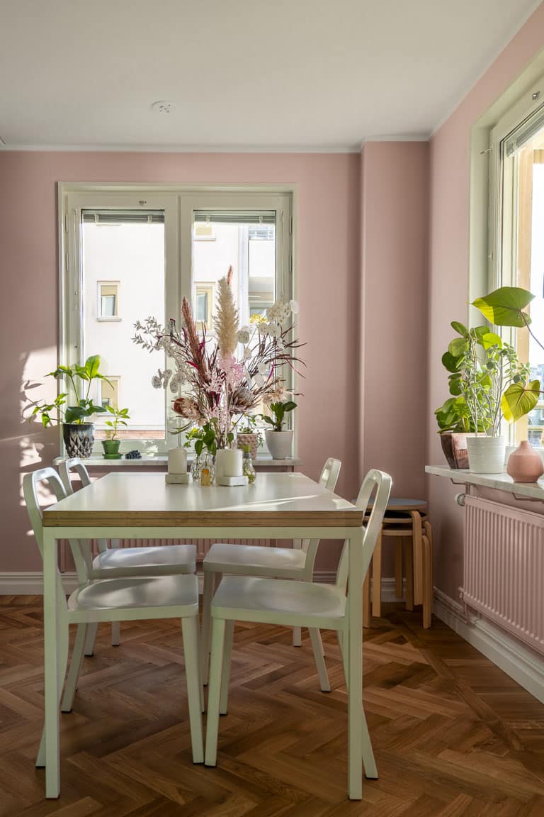 Dova färger och Carraramarmor när lägenheten på Söder renoverades - Edelkrantz