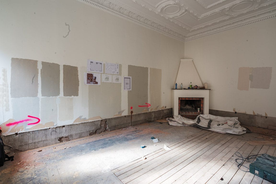 Bild på pågående totalrenovering av lägenhet på Östermalm